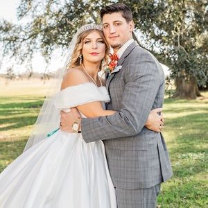 Meet your Posher, Tara